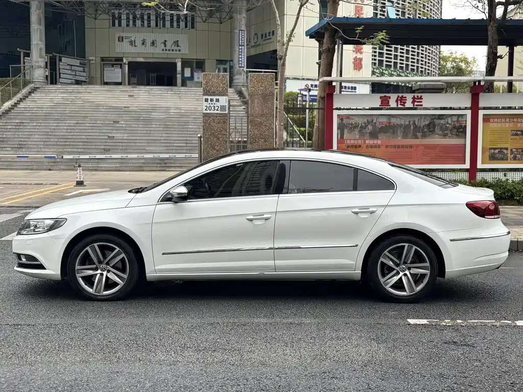 Volkswagen CC — миниатюра 7