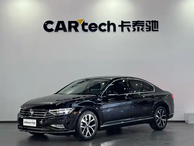 VOLKSWAGEN MAGOTAN 2021