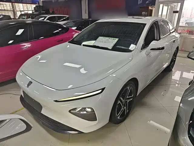 Roewe D7