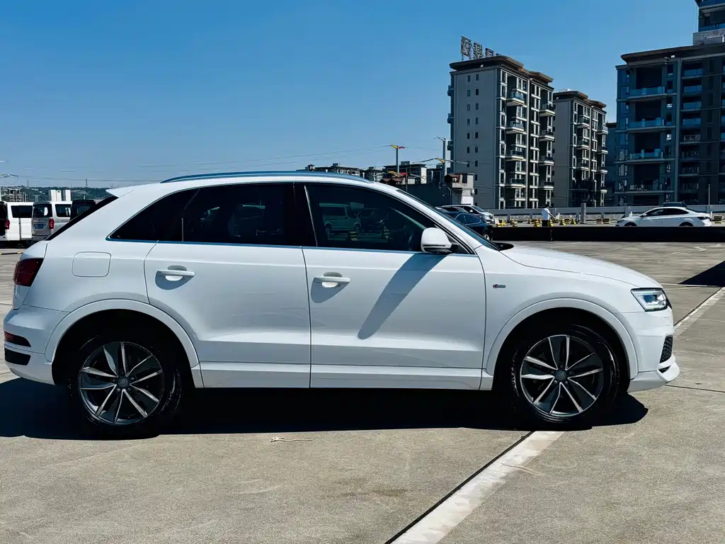 Audi Q3 — миниатюра 7