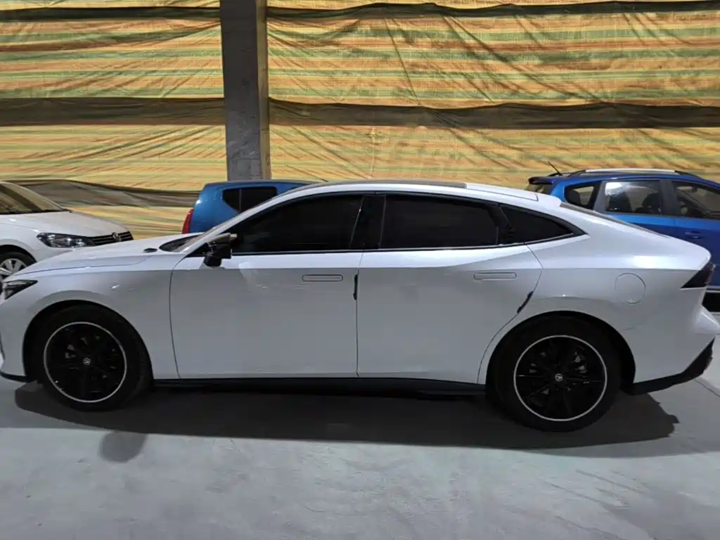 Changan UNI-V — миниатюра 5