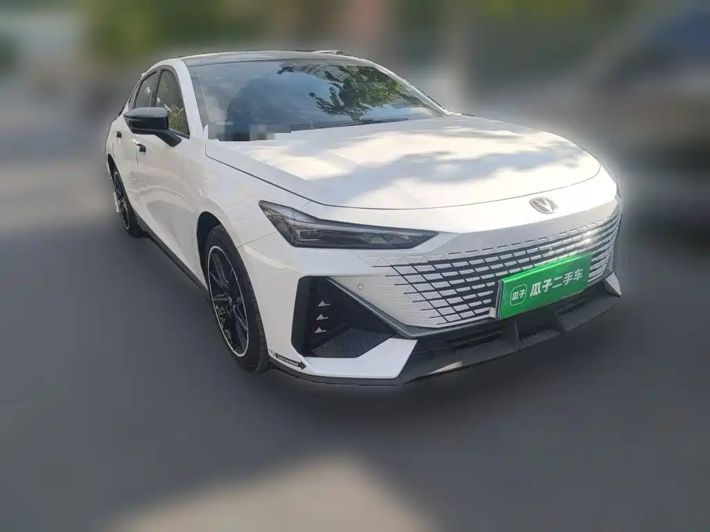 Changan UNI-V — миниатюра 4