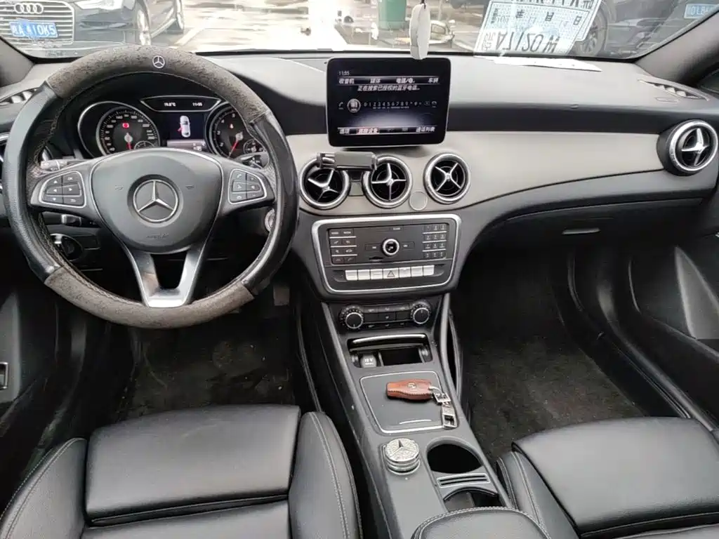 Mercedes-Benz CLA (Import) — миниатюра 13