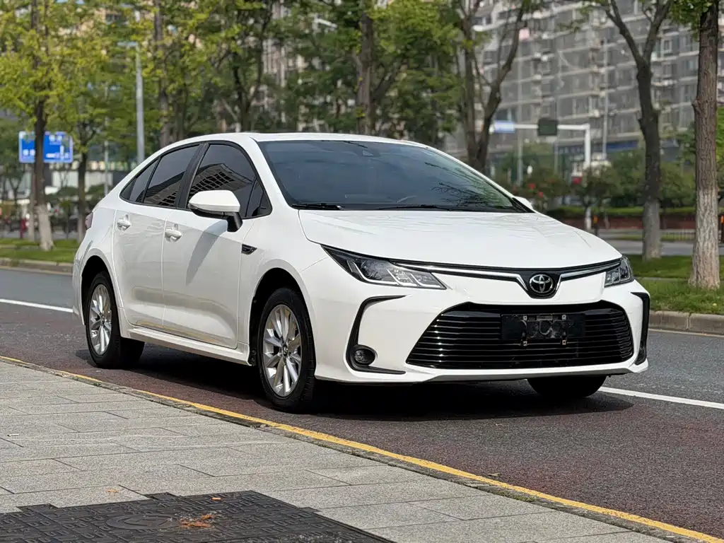 Toyota Corolla — миниатюра 3