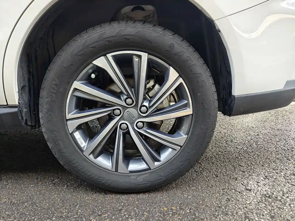 Geely Vision X6 — миниатюра 8