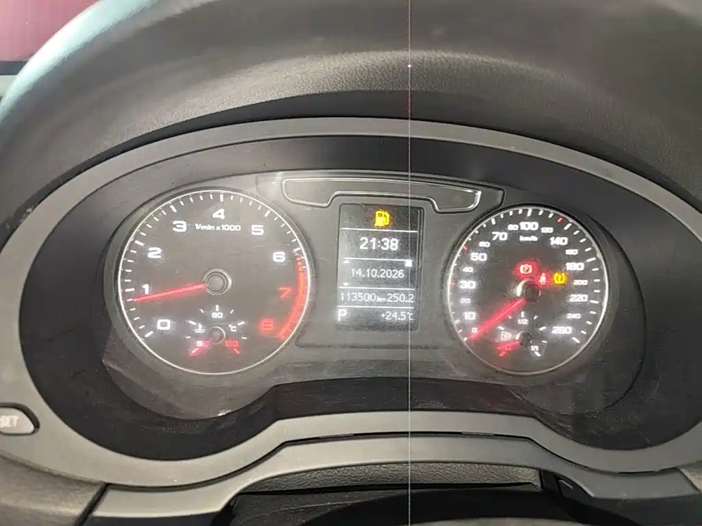 Audi Q3 — миниатюра 12