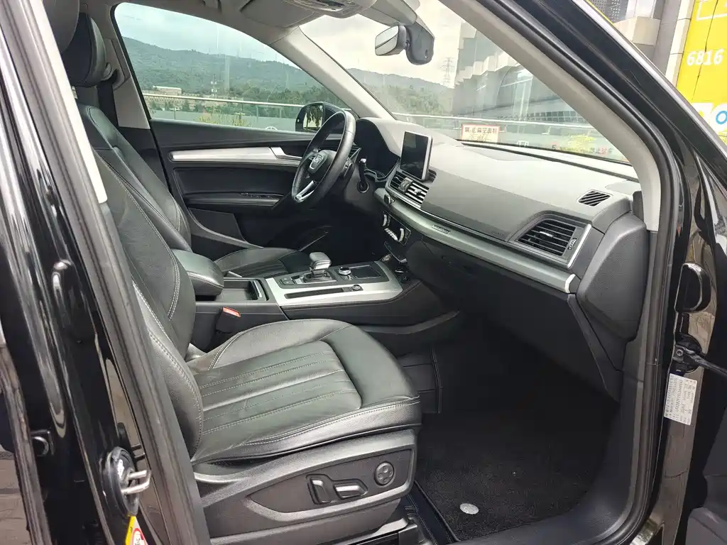 Audi Q5L — миниатюра 14