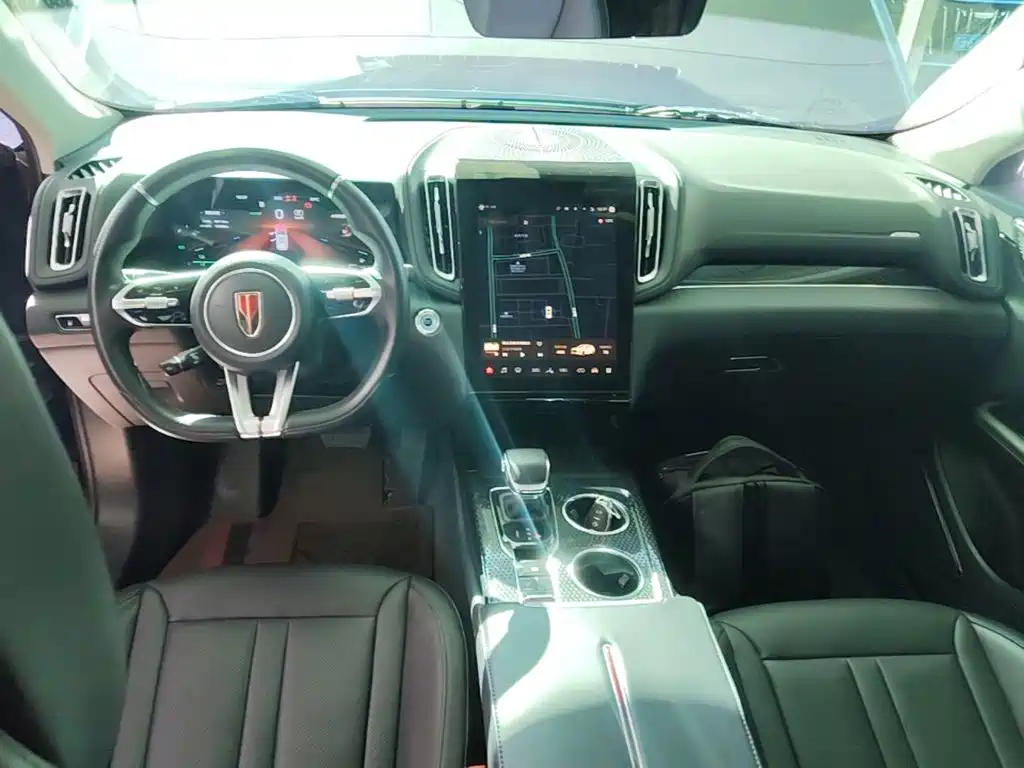 Hongqi Hongqi HS3 PHEV — миниатюра 10