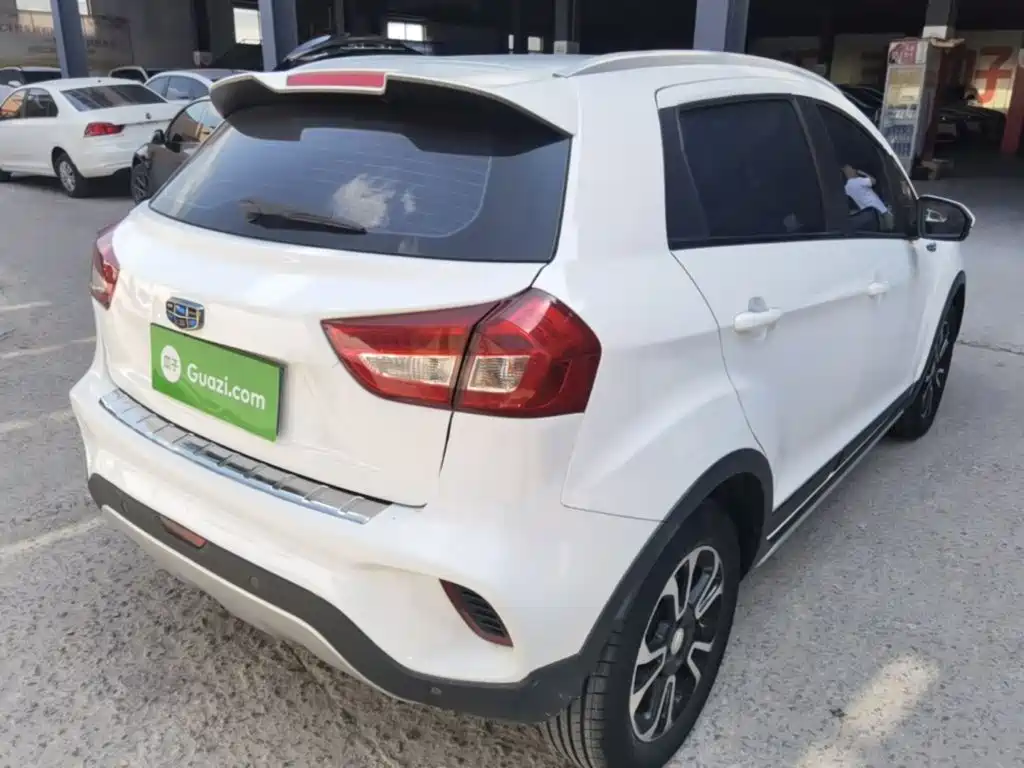Geely Vision X3 — миниатюра 7