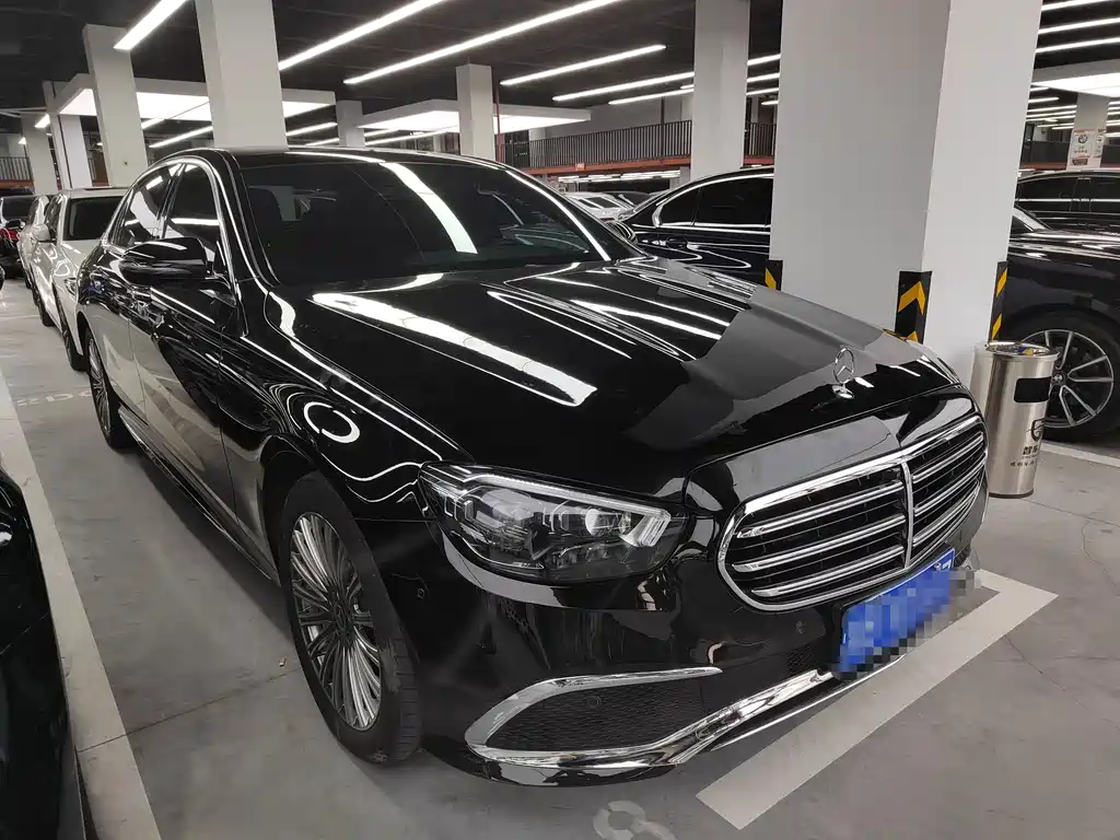 Mercedes-Benz E-Class — миниатюра 3