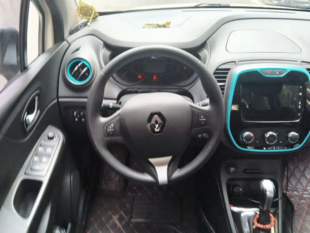 Renault Captur — миниатюра 11