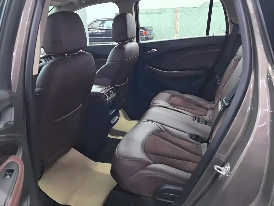 Buick Envision Plus — миниатюра 11