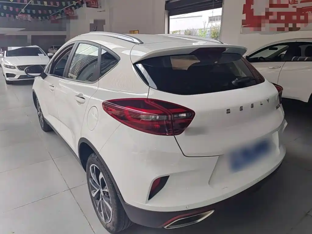 Geely Emgrand GS — миниатюра 5