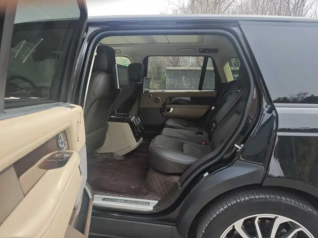 Land Rover Range Rover 2020 3.0 L6 Long Wheelbase