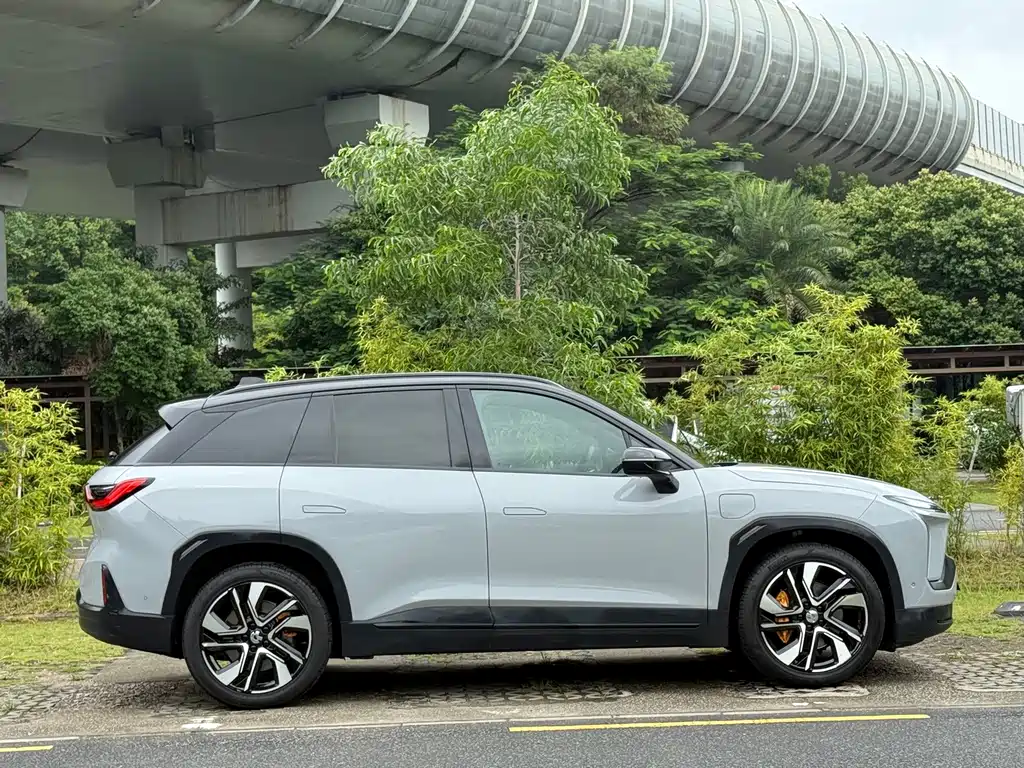 NIO ES6 — миниатюра 6