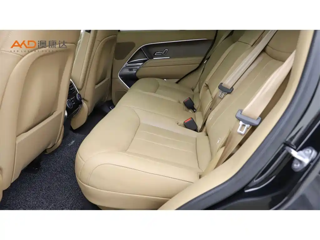 Land Rover Range Rover 2023 3.0 L6 360PS