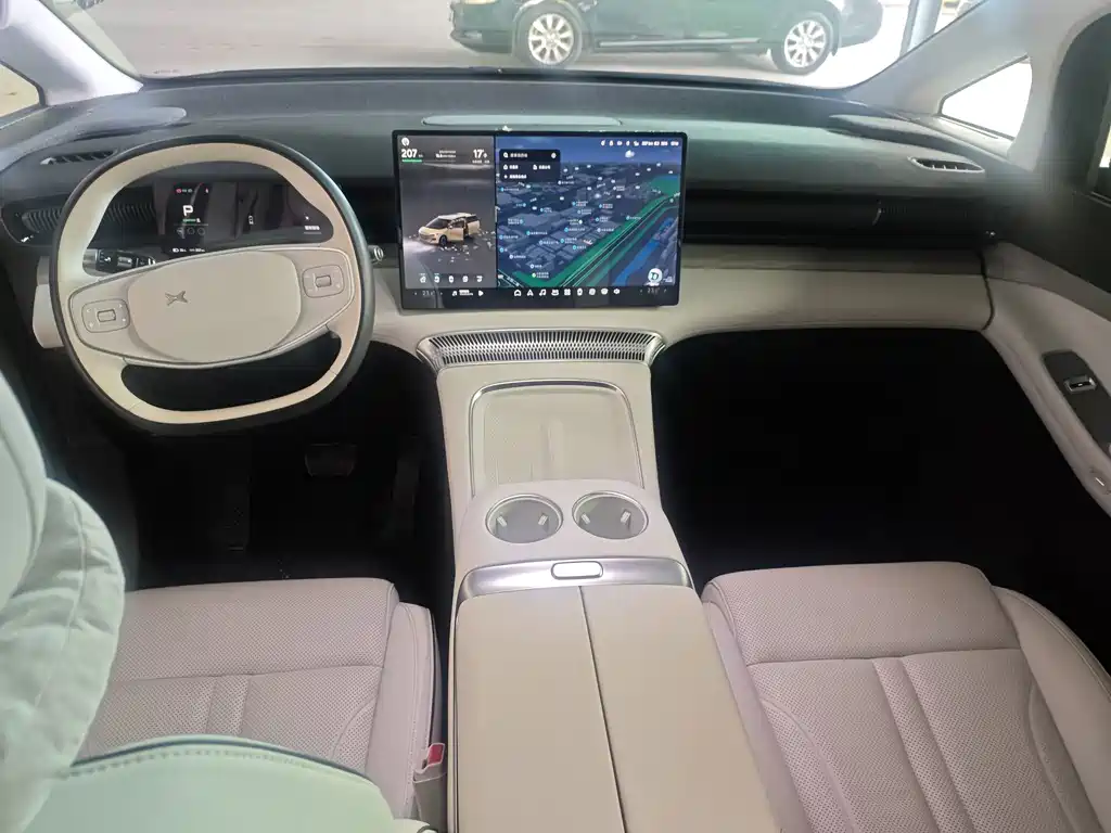 XPeng X9 — миниатюра 6