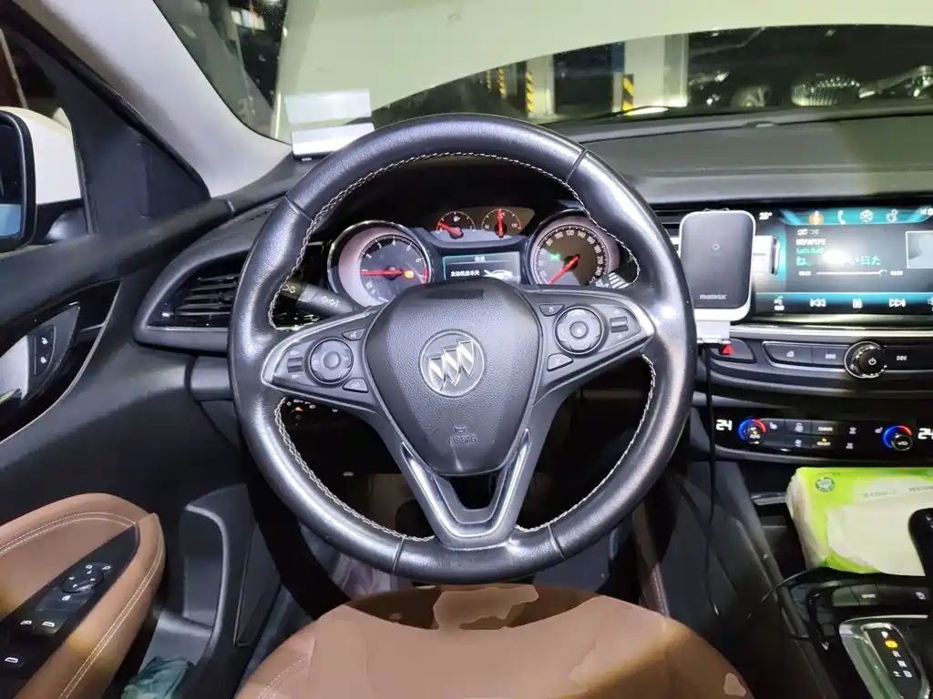 Buick Regal — миниатюра 7