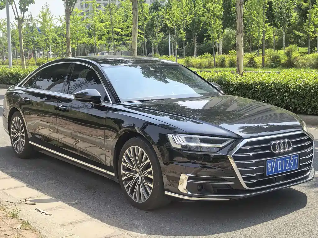 Audi A8 — миниатюра 3