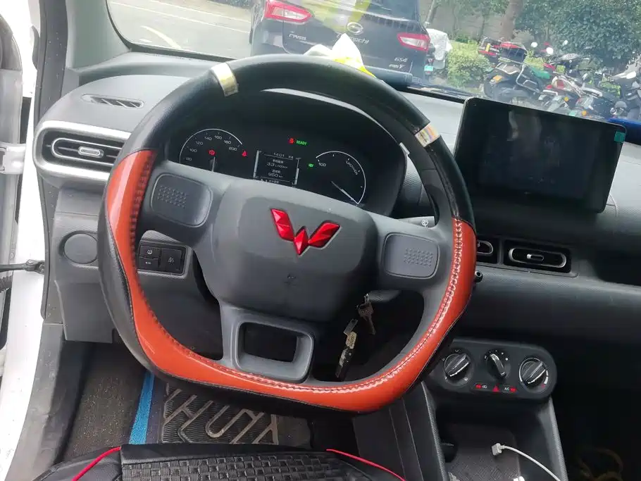 Wuling Hongguang EV — миниатюра 15