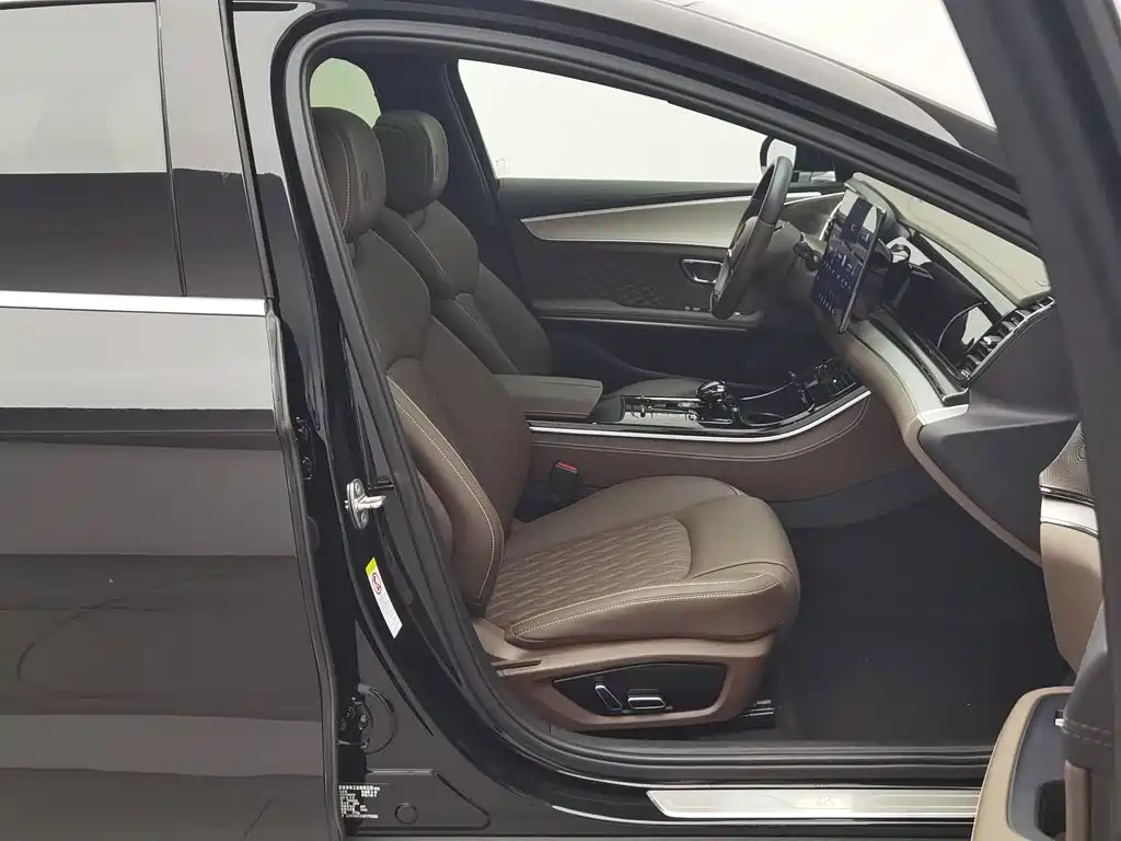 BYD Han — миниатюра 23