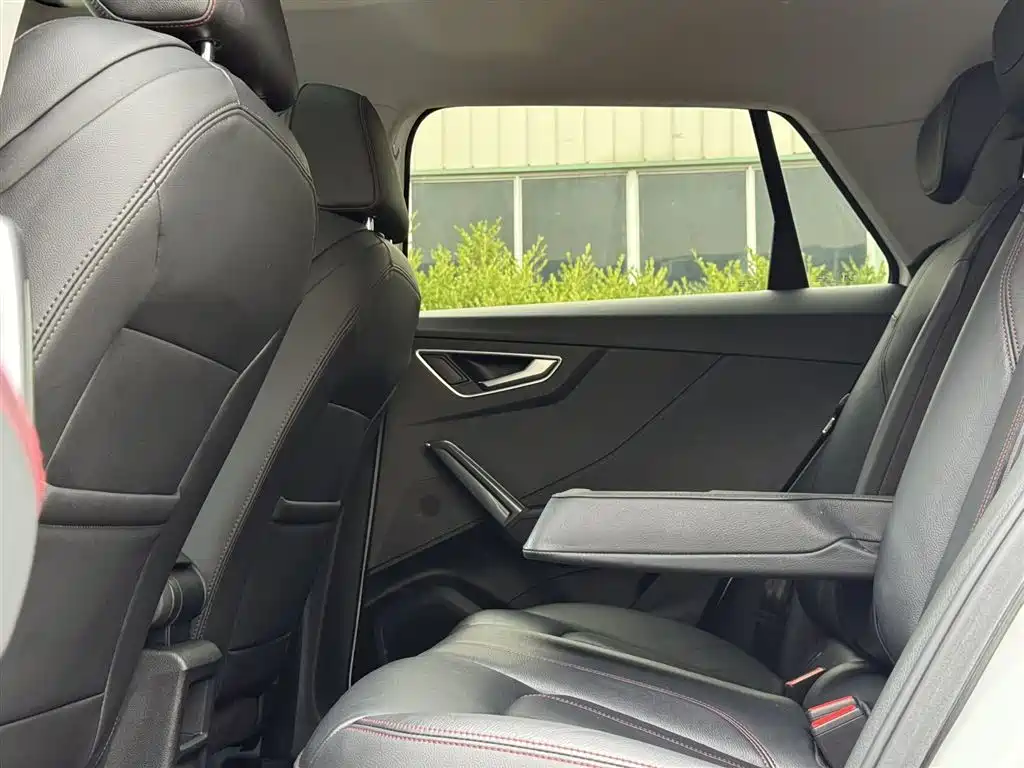 Audi Q2L 2022 35 TFSI
