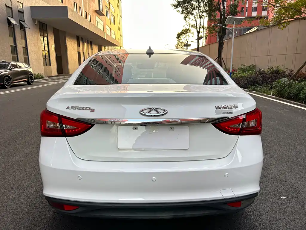 CHERY ARRIZO 5