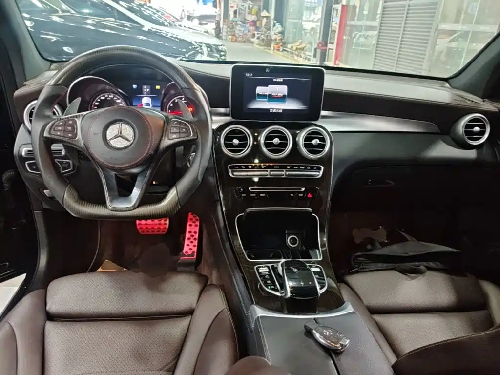 Mercedes-Benz GLC 2018 GLC 260 4MATIC
