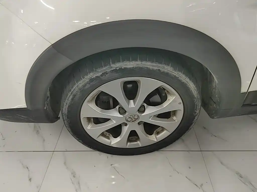 BAIC New Energy EC5 — миниатюра 23