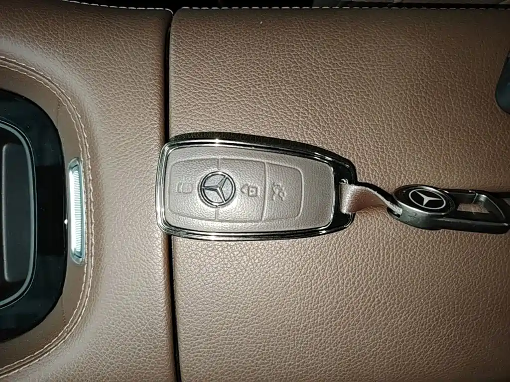 Mercedes-Benz GLE (Import) — миниатюра 9