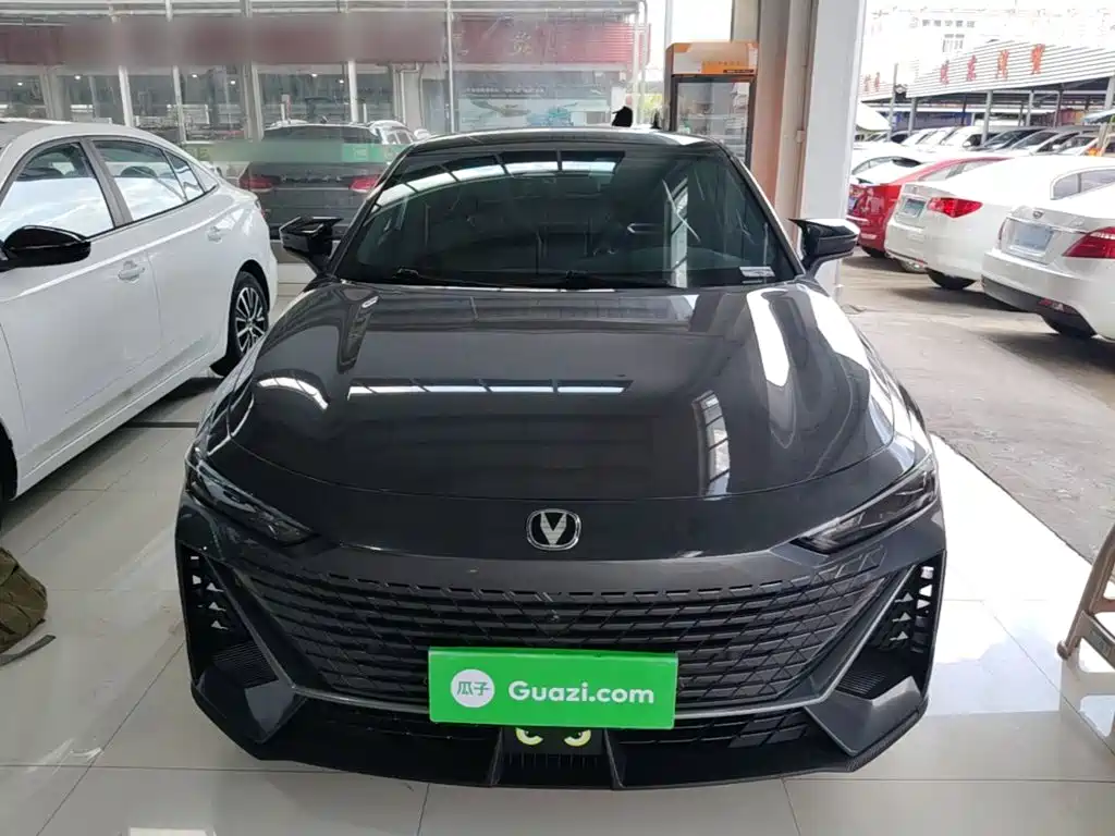 Changan UNI-V — миниатюра 3