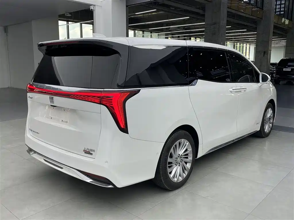 Buick Century 2023 2.0T мест