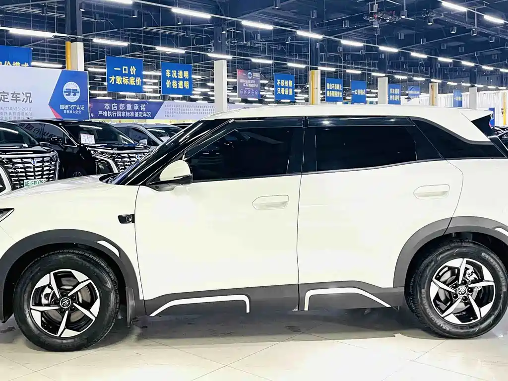 BYD Yuan UP — миниатюра 6