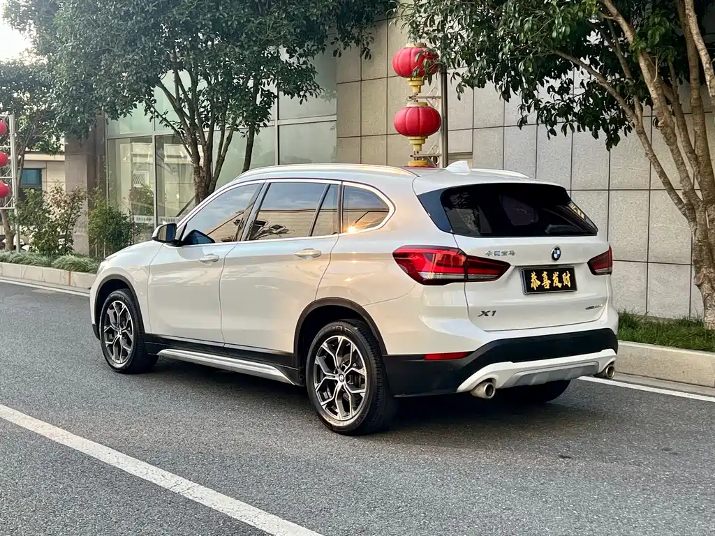 BMW X1 — миниатюра 7