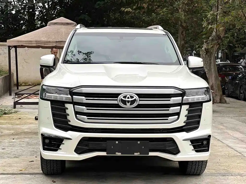 Toyota Land Cruiser — миниатюра 9