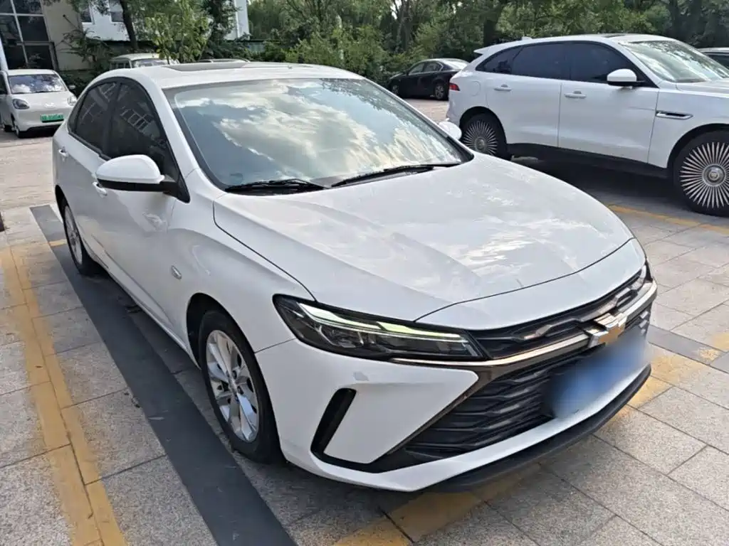 Chevrolet Monza — миниатюра 4