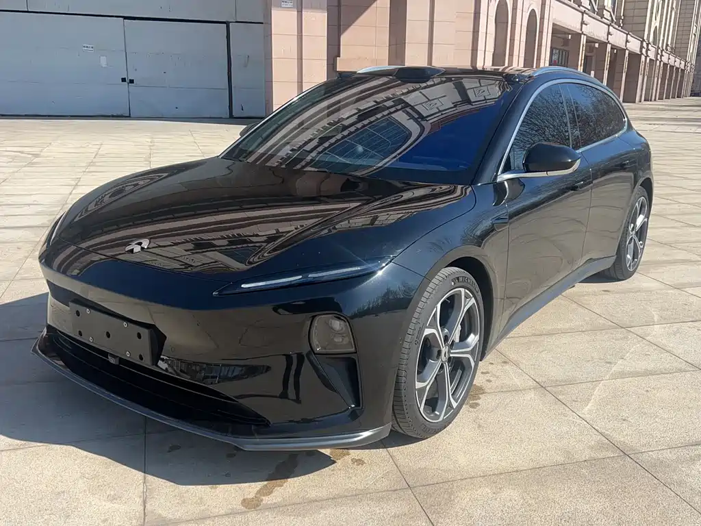 NIO NIO ET5T
