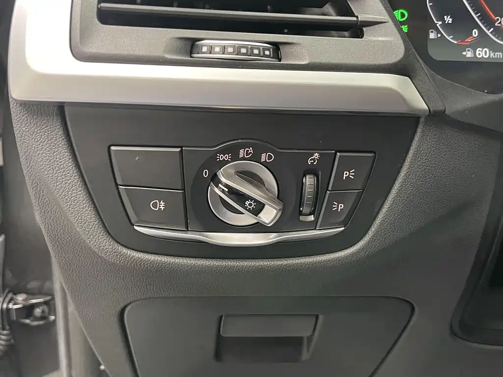 BMW X3 — миниатюра 32