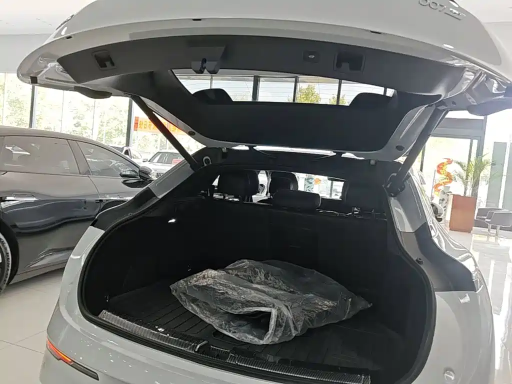 Zeekr 007GT — миниатюра 19