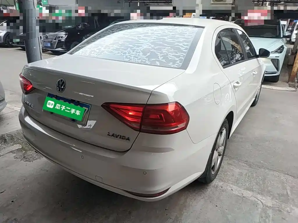 Volkswagen Lavida — миниатюра 7