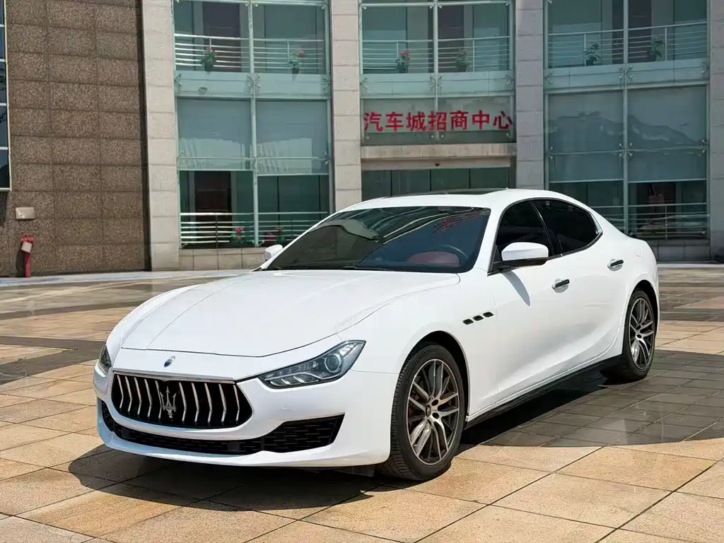 Maserati Ghibli