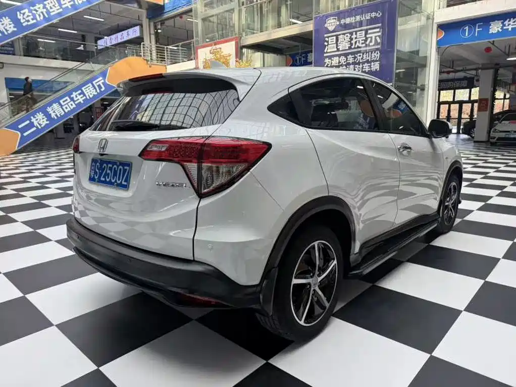 Honda Vezel — миниатюра 8