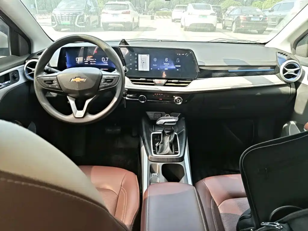 Chevrolet Monza — миниатюра 10