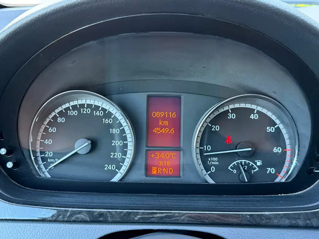 Mercedes-Benz Viano — миниатюра 14