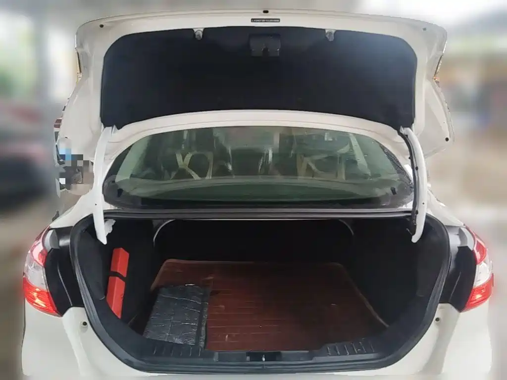 Ford Focus — миниатюра 24