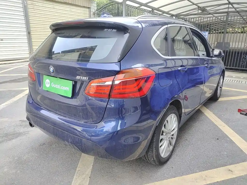 BMW 2 Series Active Tourer — миниатюра 7