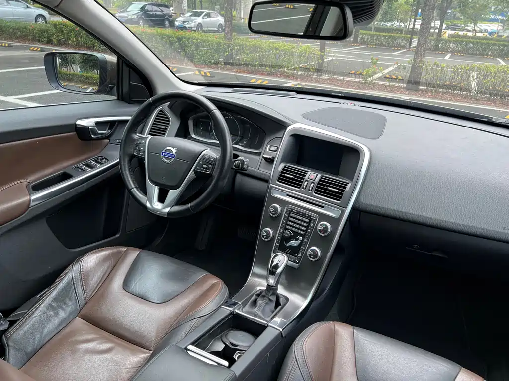 Volvo XC60 2016 T5 AWD