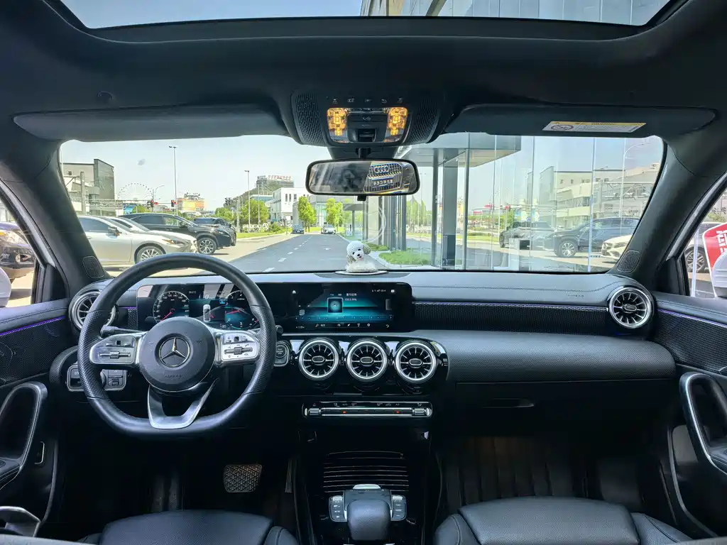Mercedes-Benz A-Class — миниатюра 11