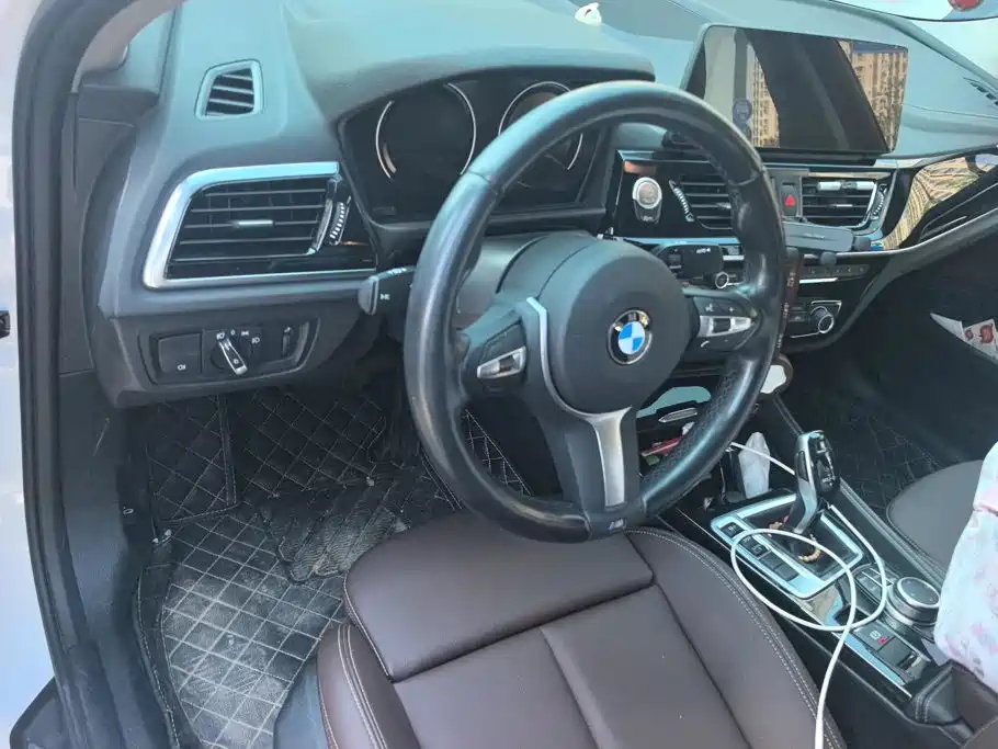 BMW 1 Series — миниатюра 11