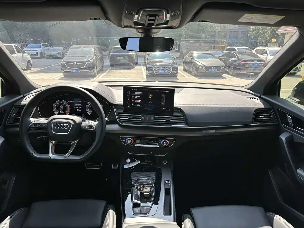 Audi Q5L — миниатюра 4